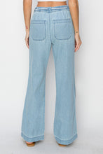 Load image into Gallery viewer, RISEN High Rise Straight Jeans