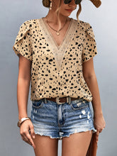Load image into Gallery viewer, Animal Print V-Neck Petal Sleeve Blouse