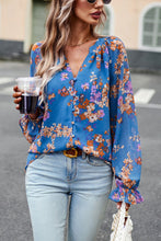 Load image into Gallery viewer, Floral Print Flounce Sleeve Blouse