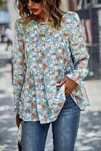 Load image into Gallery viewer, Floral Flounce Sleeve Tiered Blouse